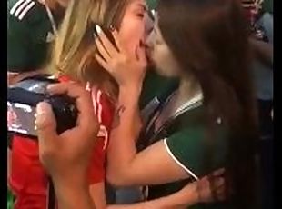 Poljubljanje, Mehičanka